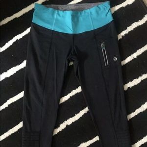 COPY - Lululemon bicycle yoga workout crop leggin…
